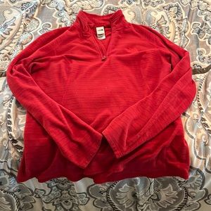 The north face women’s quarter zip pull over large red good condition